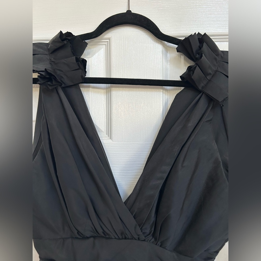NWT Jim Hjelm Occasions Elegant Black Evening Gown Sz 10 - Picture 3 of 5